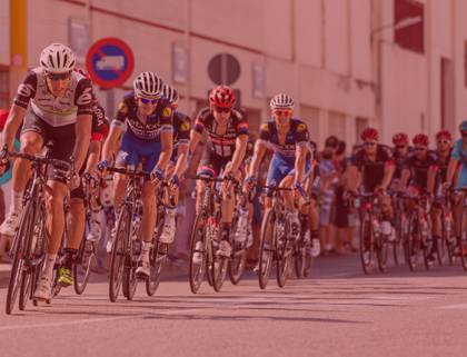 L’Eurítmia, així com el ciclisme, ofereix una oportunitat de poder treballar les decisions que afecten a l’equip, les col·laboracions per obtener un objectiu comú, les sinèrgies necessàries per créixer.